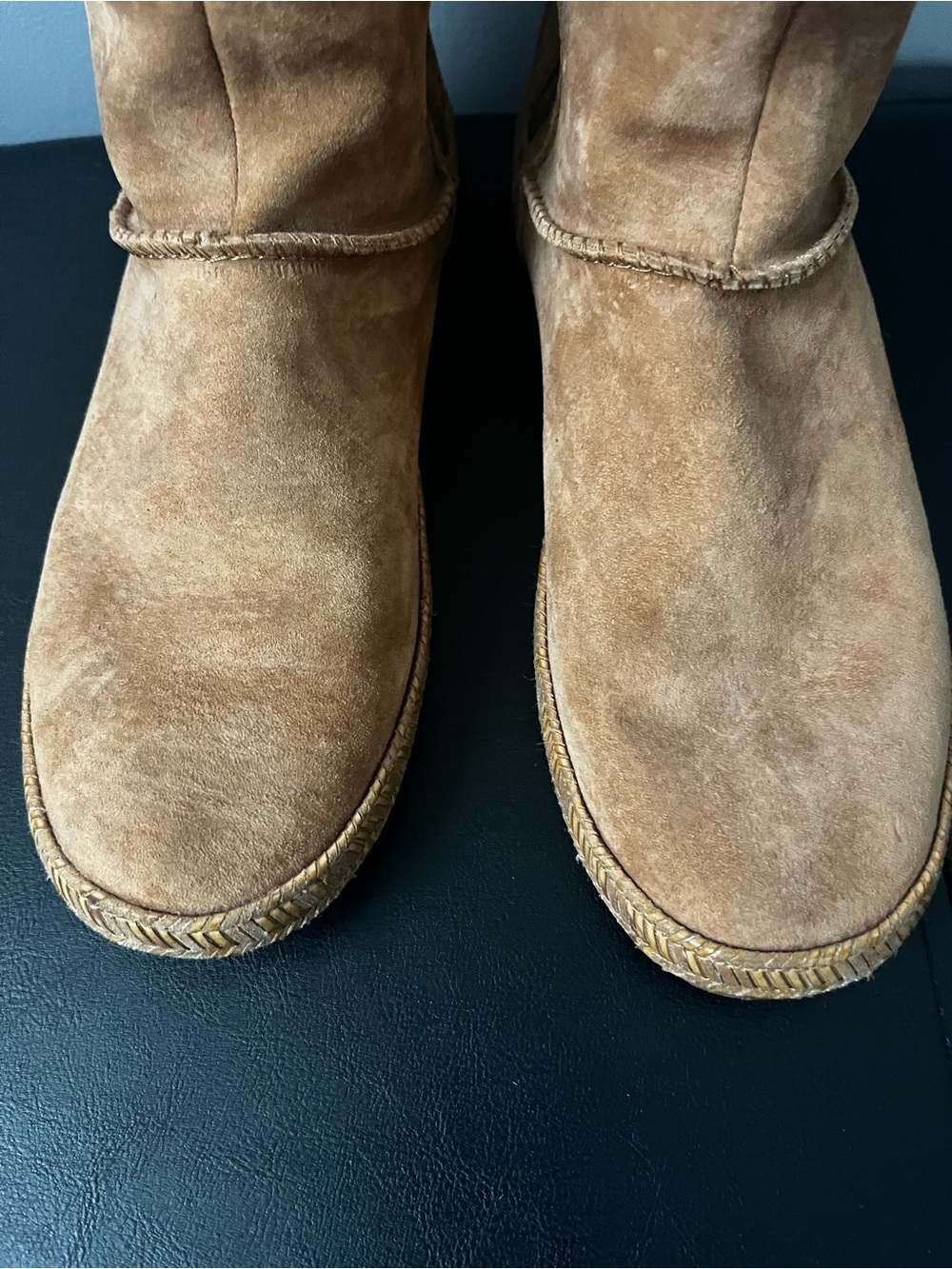 UGG Mammoth Moccasin Suede Leather Tall Fringed Boots Size 8.5 - Picture 6 of 8
